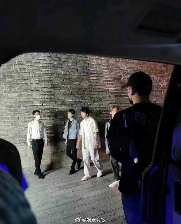 TFBOYS逛西安城墙