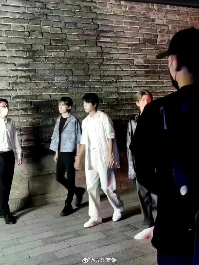 TFBOYS逛西安城墙