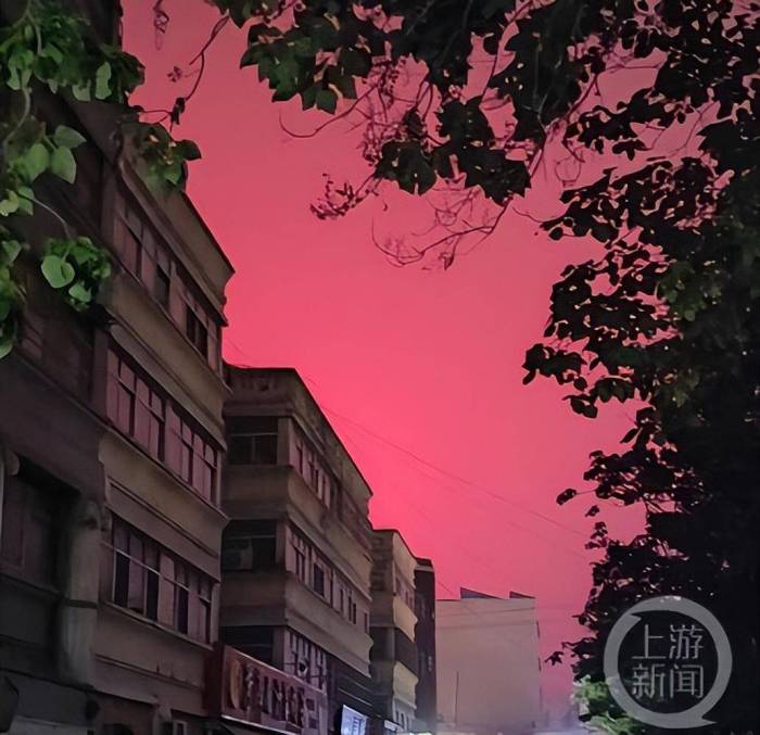 济南回应地震前后多地现红光