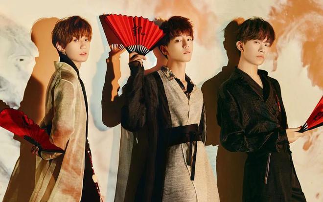 TFboys演唱会官宣，三人纷纷转发，三个男人终于要合体了！