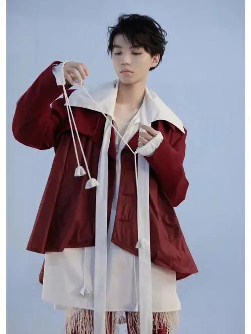 TFboys演唱会官宣，三人纷纷转发，三个男人终于要合体了！