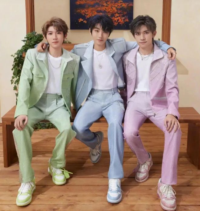 TFBOYS共同发声