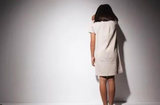 女子被当街猥亵？酒吧：他们认识，系情侣，警方通报！