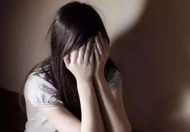 女子被当街猥亵？酒吧：他们认识，系情侣，警方通报！