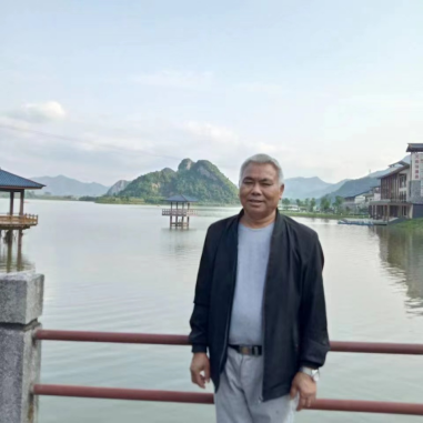 湖南72岁老人见义勇为案后续：警方称嫌疑人患有精神分裂症，家属难以接受