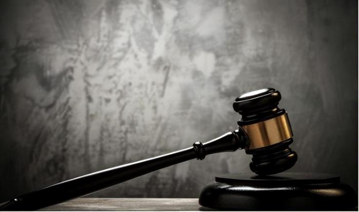 上海95后辣妈为了儿子，不惜用身体为代价，换来上学的资格