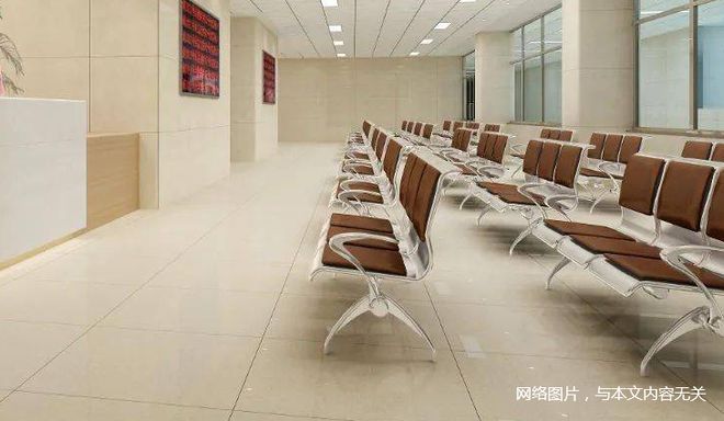 乳腺外科医生家中搜出1.5亿？医院回应：人已退休，不了解情况