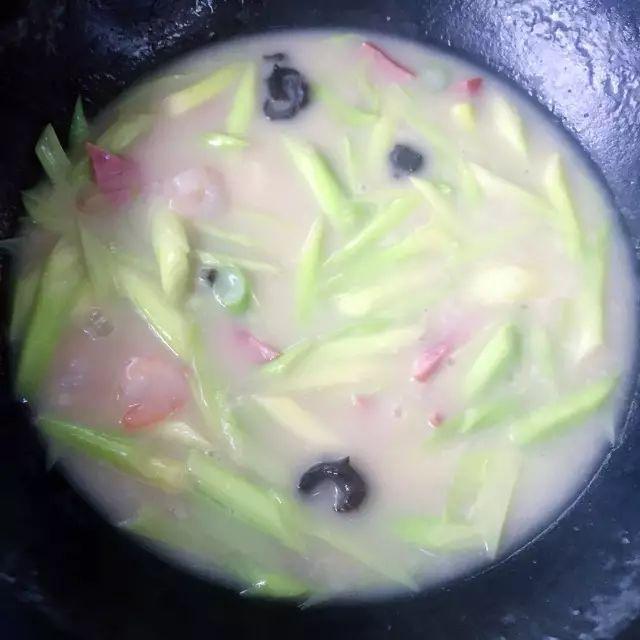用美食打开山东的夏天