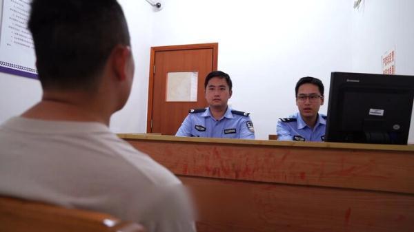 伪造学历履历，不上班专骗底薪，职业骗薪”团伙108人落网