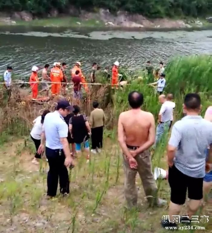 男子下水摘菱角溺亡