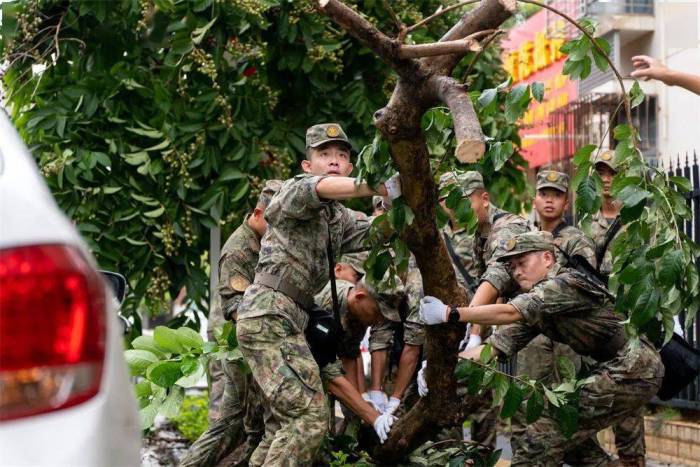 防汛救灾一线接到喜报！他们被军校录取了！


