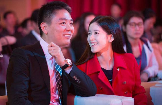 京东否认刘强东移民