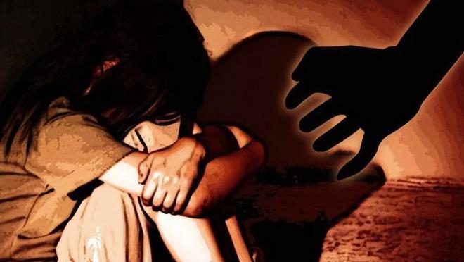 90后男子强奸13岁少女，致其重度抑郁多次自杀，却只被判5年9个月