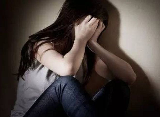 90后男子强奸13岁少女，致其重度抑郁多次自杀，却只被判5年9个月
