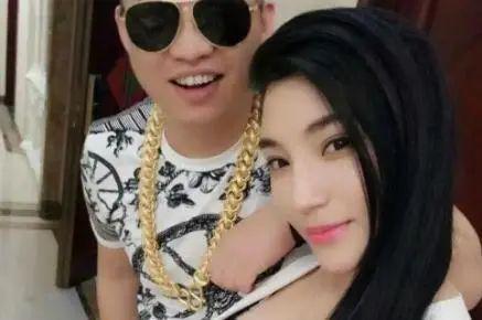 网红二驴直播被绑架系摆拍