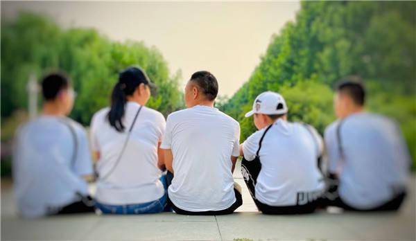 “梅姨案”申聪回家一年半，考上职高动物医学专业，父亲：中秋节带孩子吃爱吃的广东菜

