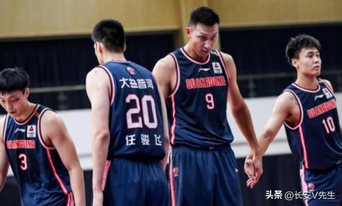 广东上海洽谈2笔交易，任骏飞强拿到超过4人顶薪
