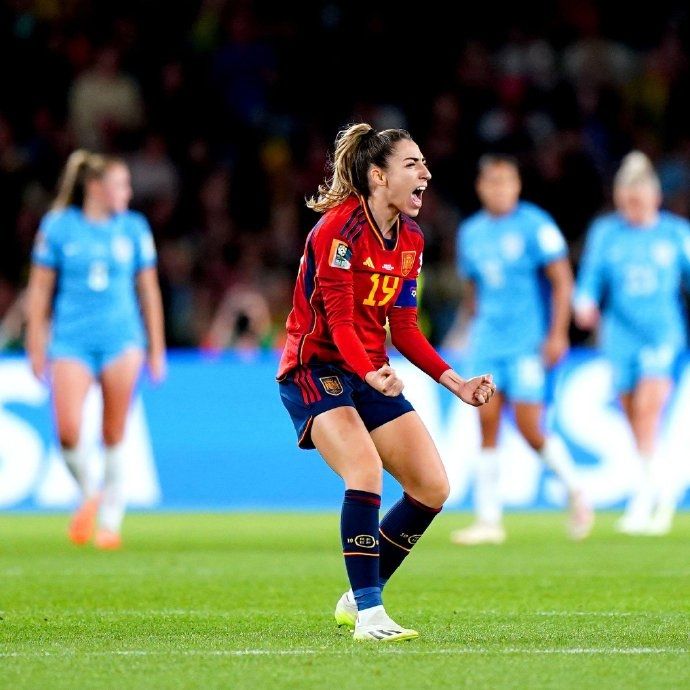 新王加冕！西班牙女足1-0英格兰女足，首次夺得世界杯冠军！