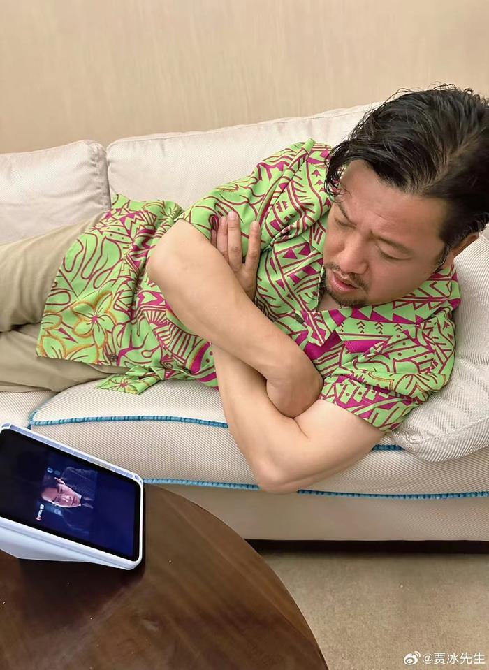 起猛了！看见徐江@贾冰先生与孟宴臣@魏大勋梦幻联动了……
