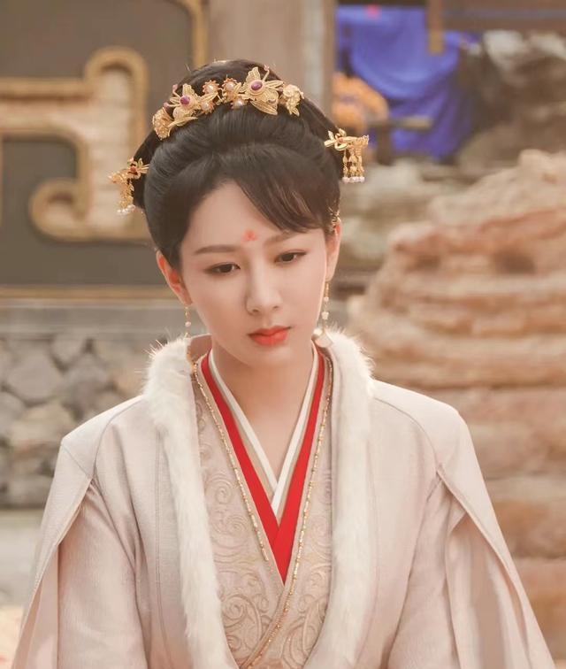 《长相思》大结局，是我看过最揪心的古偶剧大结局，杨紫你赢了