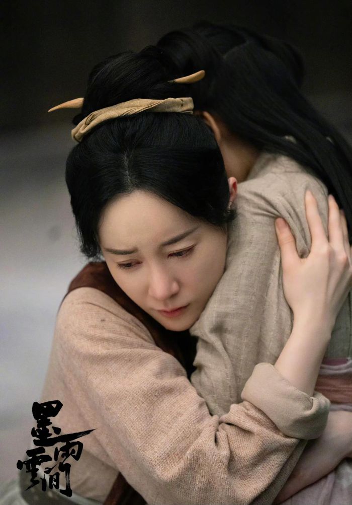 于正曝张檬已取出整容“假体”，晒新剧角色照，颜值看懵网友