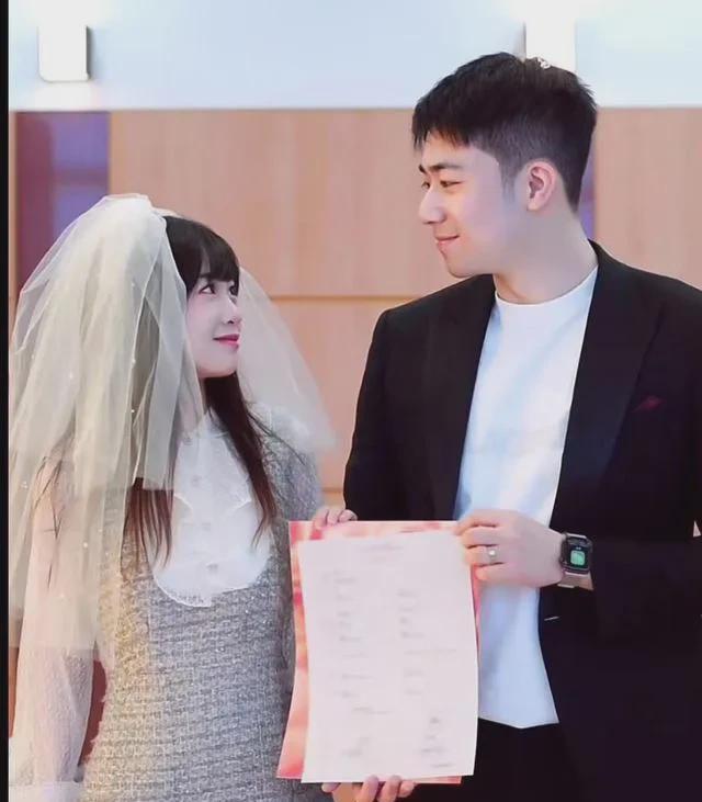 特步公主与七匹狼公子晒婚后生活