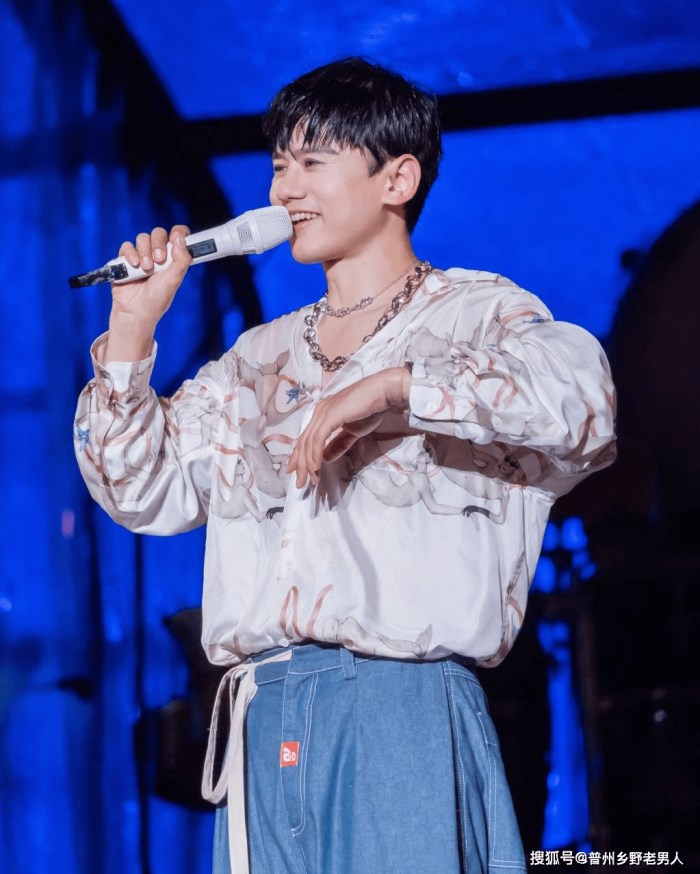张杰演唱会感谢粉丝