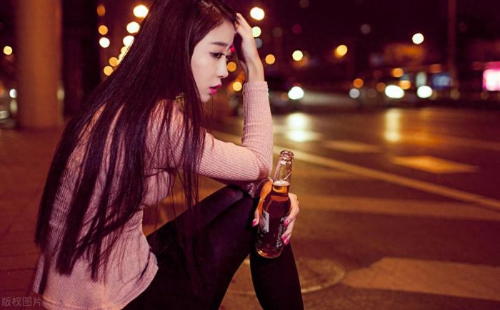 捡金手链丢弃被判赔