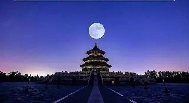 年度最大超级月亮