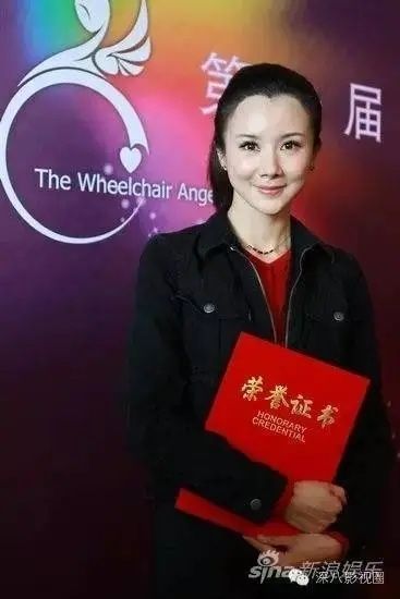 孙菲菲发文怒怼张汉杰老婆