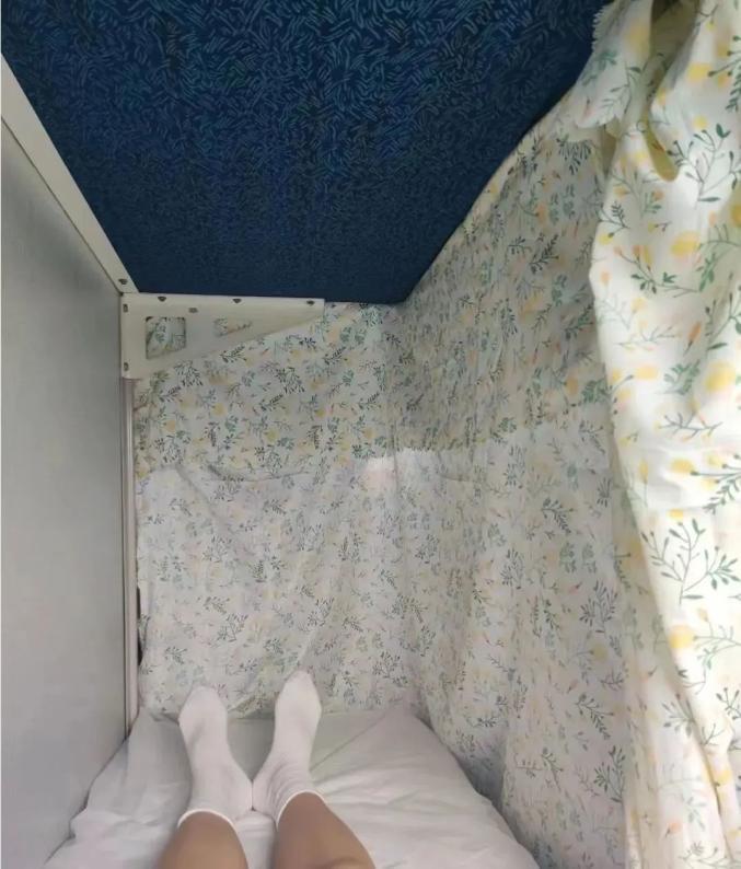 硬卧下铺别人能不能坐
