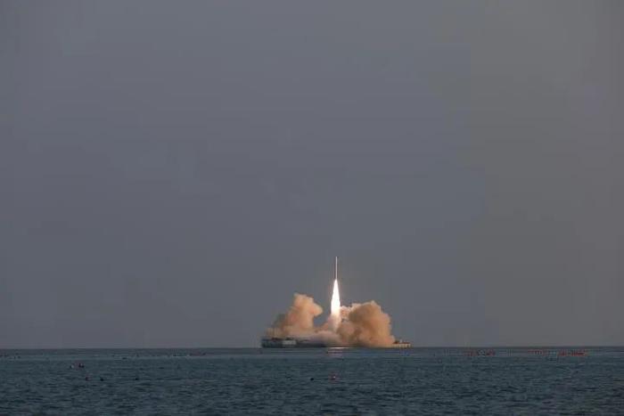 民营火箭海射成功