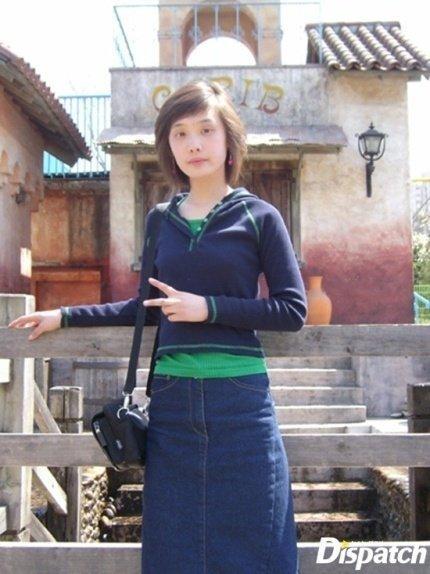 黑暗荣耀李莎拉饰演者承认校园暴力