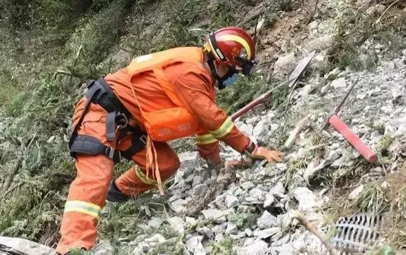 河南拿快递失踪女孩遗体被找到