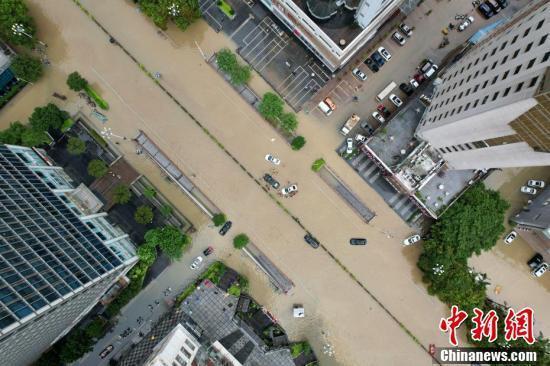 航拍暴雨后的福州城区内涝严重