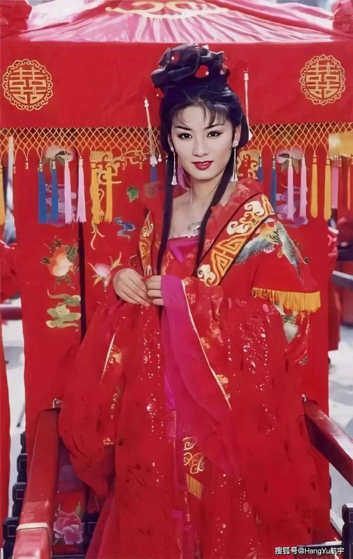 黄奕时隔23年再扮李玉湖