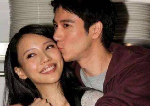 王力宏演唱会谈离婚大战