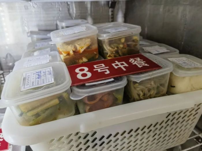 内蒙古大学就“用鸭肉冒充牛羊肉售卖”致歉涉事企业被罚款27万元