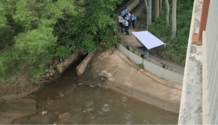 香港“黑雨”过后清理河道意外发现男性尸体

