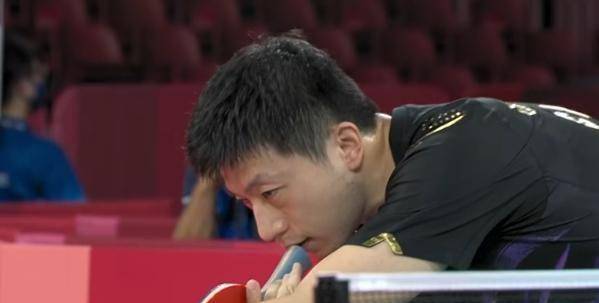 4-2，马龙击败樊振东！卫冕男单金牌，成就双圈大满贯，创3大纪录