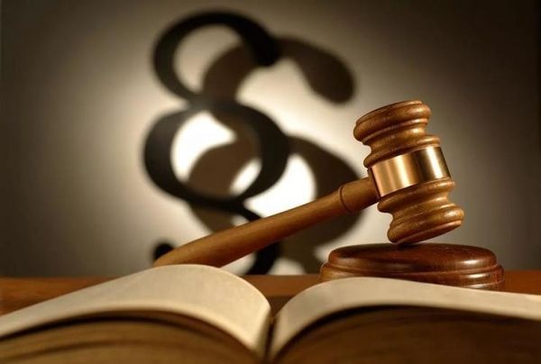 房东拒绝退还租金，120万买的商铺出租后被改成公厕：24小时免费使用