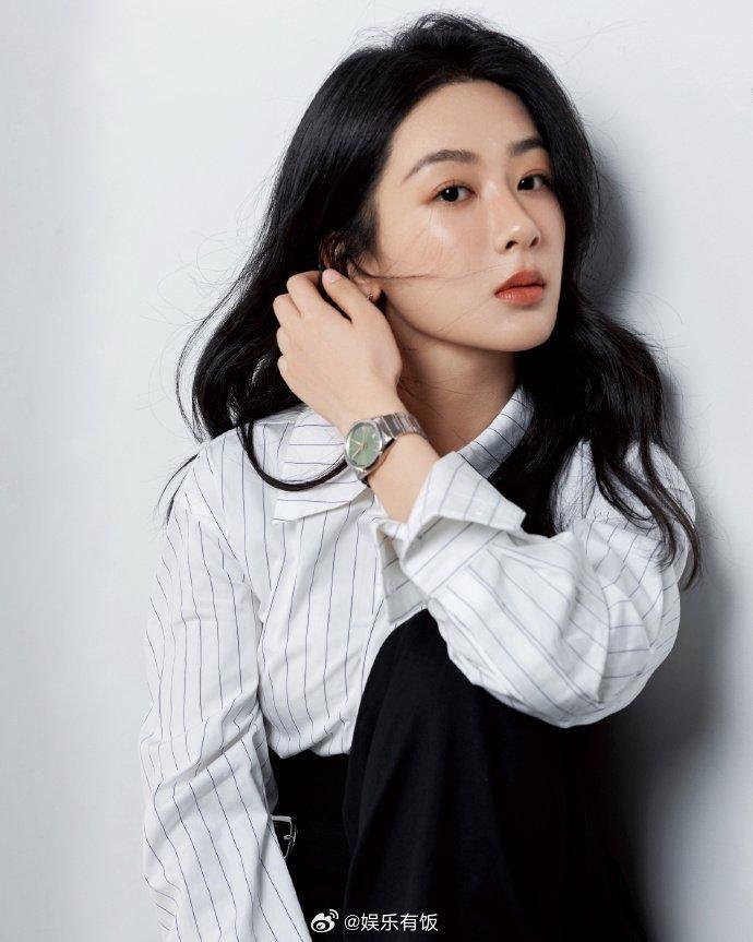 杨紫近期造型引粉丝不满，14日下午，杨紫方回应粉丝妆发诉求……