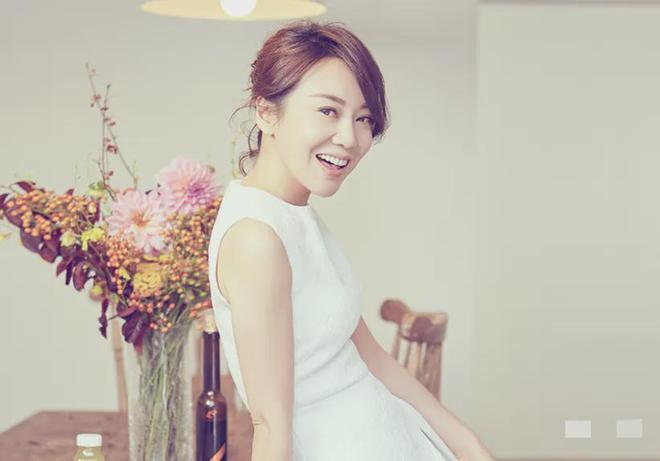 9月19日，闫妮和李晨爆出离谱大瓜！李晨回应了