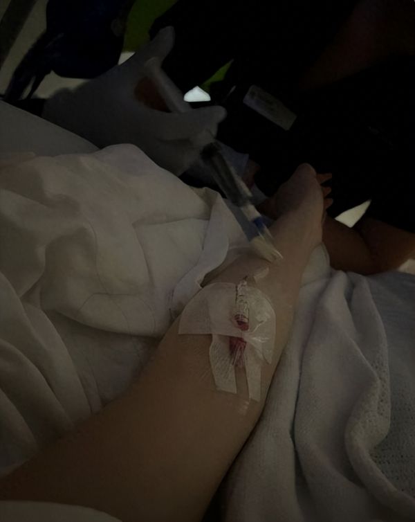 网友自曝被秦奋侵害进医院急救