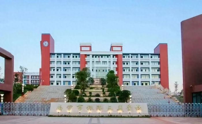 家长回应联名驱赶霸凌学生