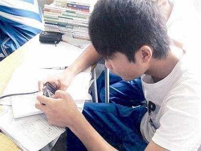 初中男生课间的十分钟