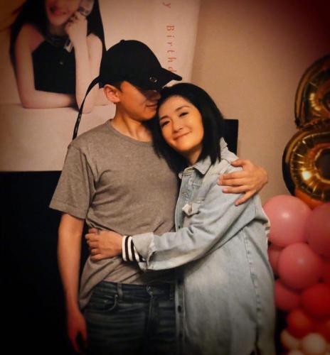 张杰谈和谢娜公开恋情：当初是临时决定，粉丝说邓紫棋演我磕CP