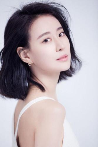 41岁胡歌曾砸断女艺人锁骨！王乐君晒住院照实锤，发长文分享经历