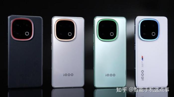 iQOONeo系列：旗舰规格逐渐下放！iQOO15：配备LIPO技术！