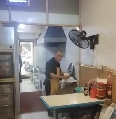 重庆荣昌扯面大爷走红后,店铺营业额翻三倍